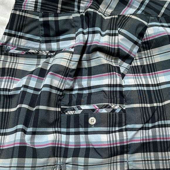 Columbia Titanium  Plaid Golf Skort Skirt w/ Shorts Zipper & Button Close Size 6 - Picture 6 of 11